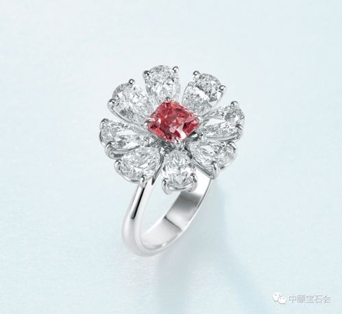 拍卖 中国嘉德秋拍预览,瑰丽珠宝与翡翠精品云集