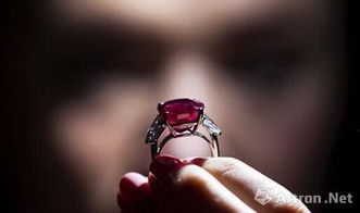 缅甸红宝石3033万美元成交 红宝石或成今夏潮流