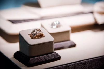 “先销售 后征税” 珠宝交易新政策推动国外高端消费品进入国内市场